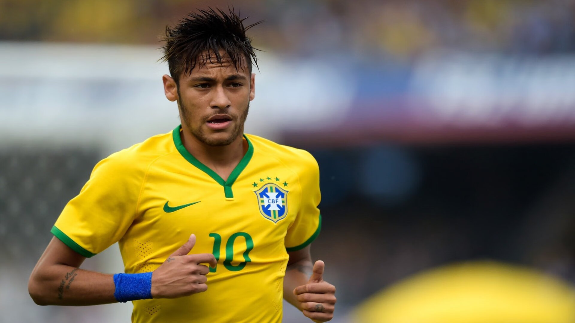 维拉中路渗透和边路突击形成进攻维度,维拉阵型